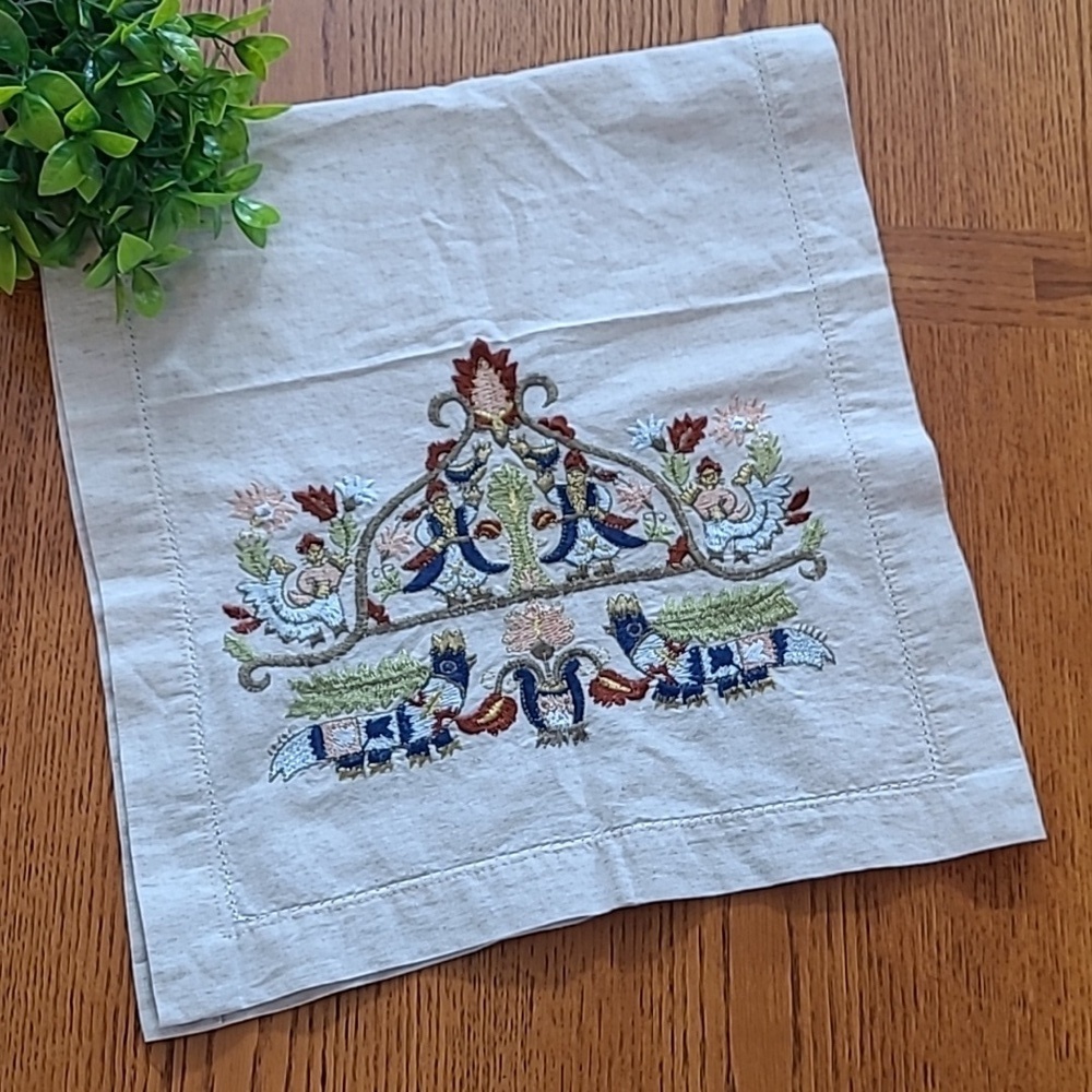 VINTAGE Embroidered 'Greek Dancers' Short Table Runner